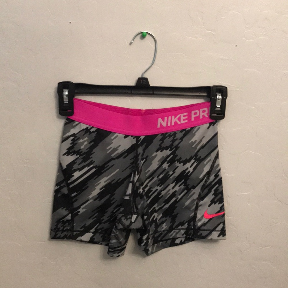 Girls Nike Pro Shorts